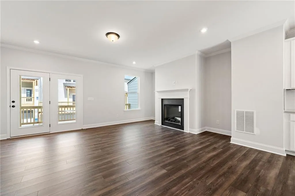 1340 James Jackson Parkway Nw, Atlanta, Georgia 30318, 3 Bedrooms Bedrooms, ,2 BathroomsBathrooms,Residential,For Sale,1340 James Jackson Parkway Nw,7638245
