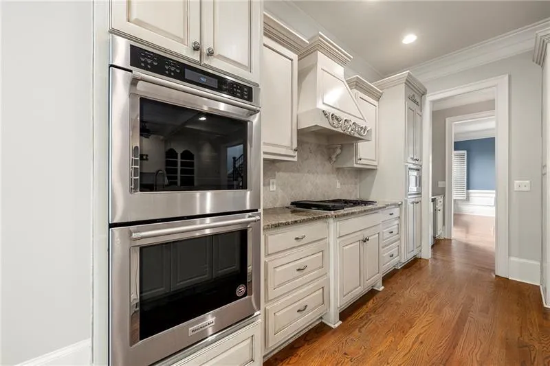 34 Conifer Park Lane Ne, Atlanta, Georgia 30342, 4 Bedrooms Bedrooms, ,4 BathroomsBathrooms,Residential,For Sale,34 Conifer Park Lane Ne,7617667