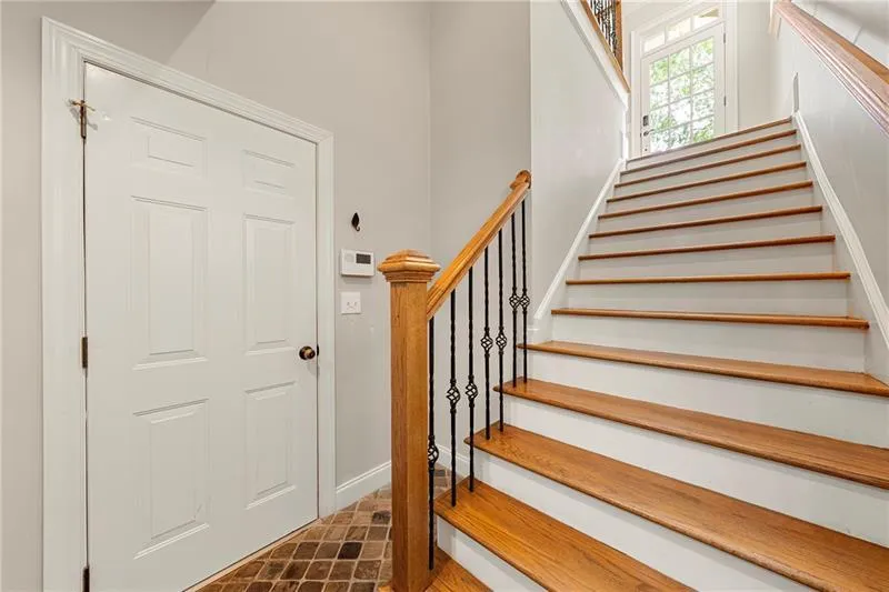 34 Conifer Park Lane Ne, Atlanta, Georgia 30342, 4 Bedrooms Bedrooms, ,4 BathroomsBathrooms,Residential,For Sale,34 Conifer Park Lane Ne,7617667