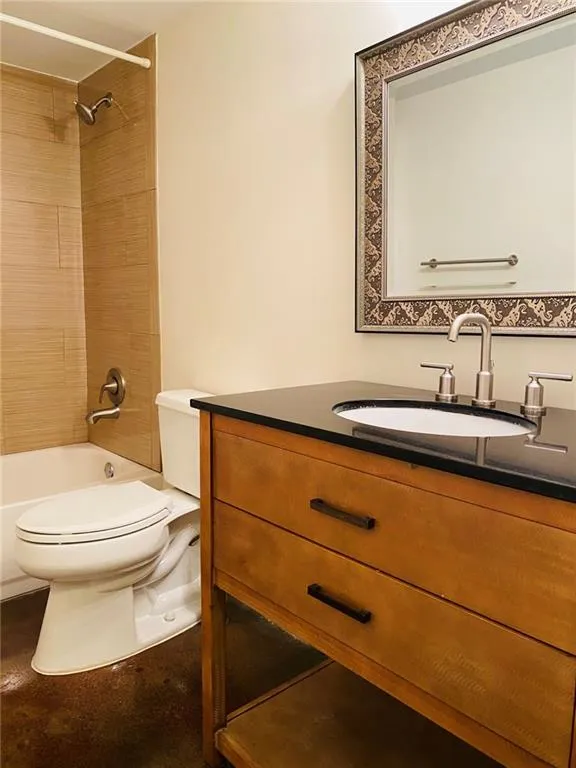 795 Hammond Drive Unit 1813, Atlanta, Georgia 30328, 2 Bedrooms Bedrooms, ,2 BathroomsBathrooms,Residential,Sold,795 Hammond Drive Unit 1813,6965652