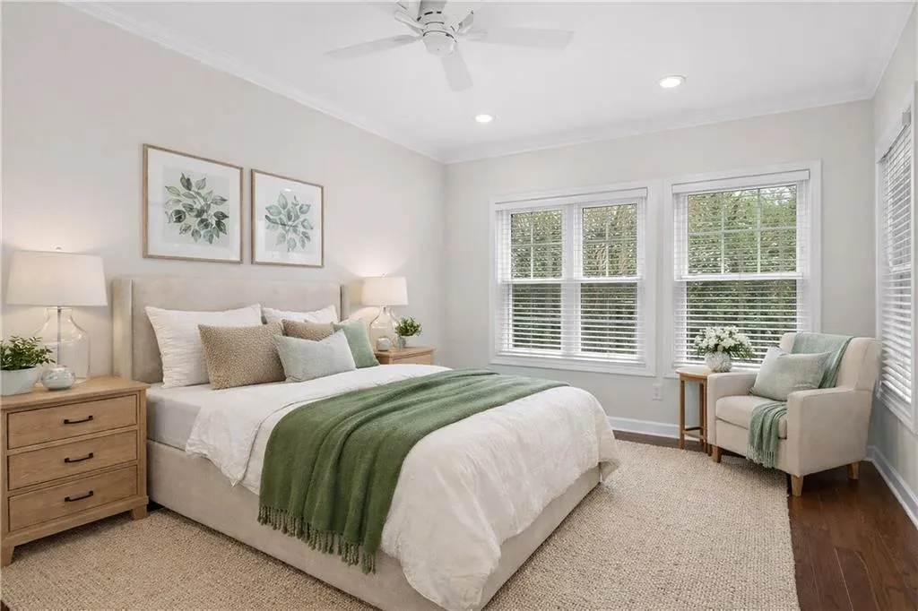 3636 Habersham Road Nw Unit 1106, Atlanta, Georgia 30305, 2 Bedrooms Bedrooms, 0 ,2 BathroomsBathrooms,Residential,Sold,3636 Habersham Road Nw Unit 1106,7728410