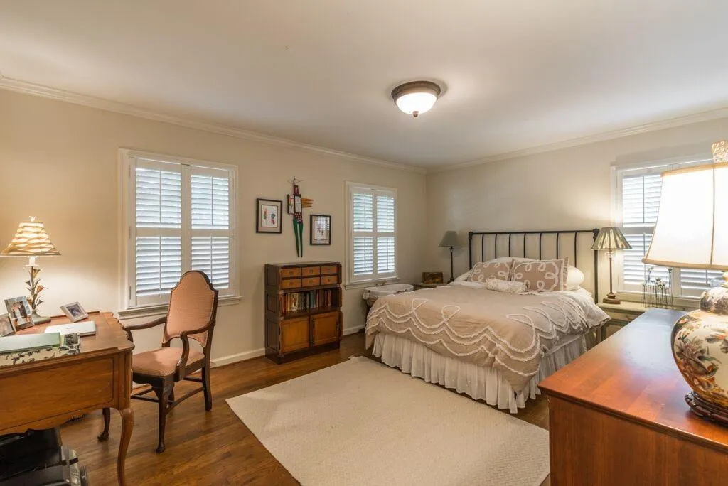 845 Starlight Drive, Atlanta, Georgia 30342, 4 Bedrooms Bedrooms, ,3 BathroomsBathrooms,Residential,Sold,845 Starlight Drive,5760707