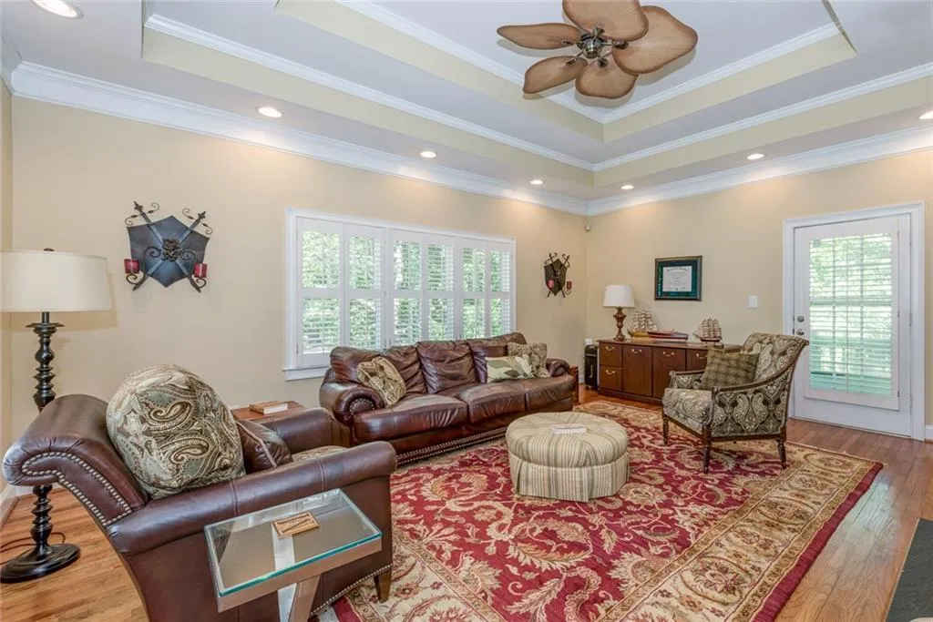 2976 Dale Drive Ne, Atlanta, Georgia 30305, 3 Bedrooms Bedrooms, ,3 BathroomsBathrooms,Residential,Sold,2976 Dale Drive Ne,5757425