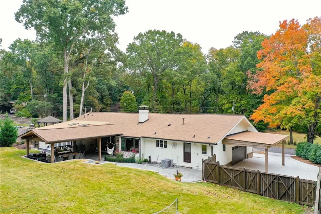 7270 Northgreen Drive, Sandy Springs, Georgia 30328, 4 Bedrooms Bedrooms, ,2 BathroomsBathrooms,Residential,Sold,7270 Northgreen Drive,7168765