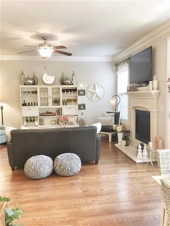 7730 Glisten Avenue, Atlanta, Georgia 30350, 3 Bedrooms Bedrooms, ,2 BathroomsBathrooms,Residential,Sold,7730 Glisten Avenue,5717458