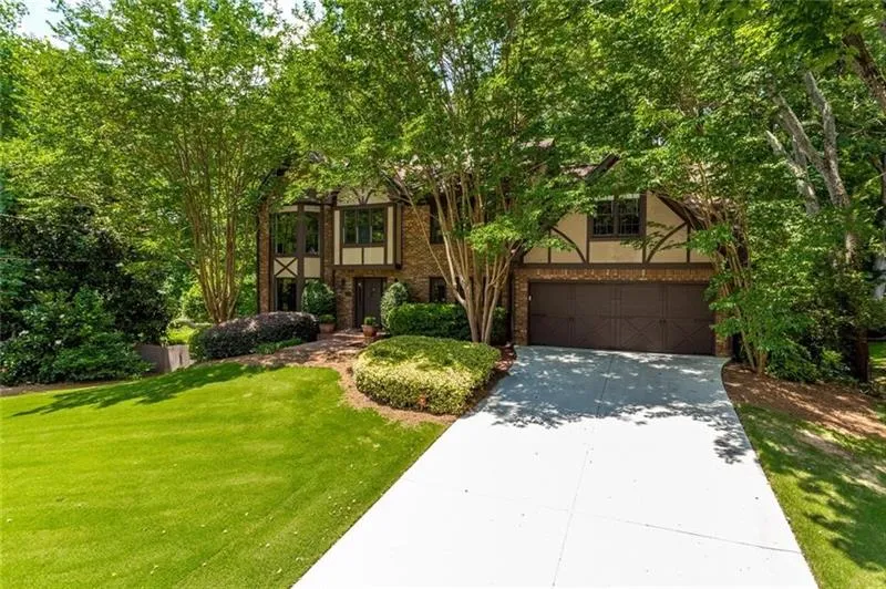 6785 Lisa Lane, Sandy Springs, Georgia 30338, 4 Bedrooms Bedrooms, ,2 BathroomsBathrooms,Residential,Sold,6785 Lisa Lane,6651066