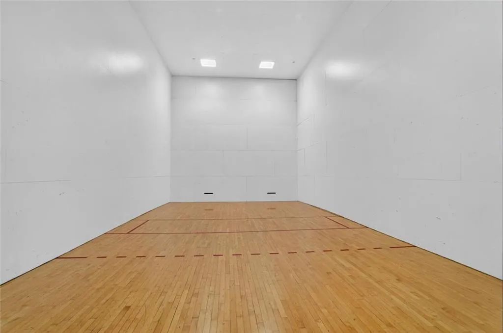 Racketball