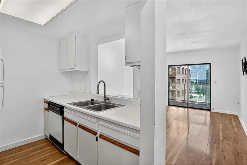 1280 W Peachtree Street Nw Unit 3014, Atlanta, Georgia 30309, ,1 BathroomBathrooms,Residential,For Sale,1280 W Peachtree Street Nw Unit 3014,7637668