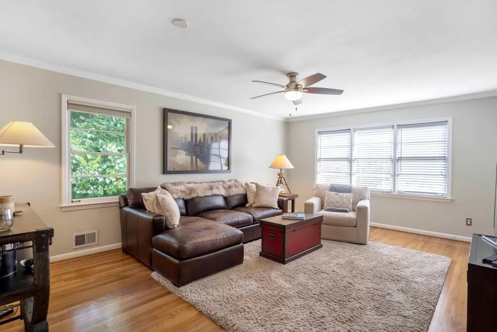 6460 N Hampton Drive, Sandy Springs, Georgia 30328, 4 Bedrooms Bedrooms, ,2 BathroomsBathrooms,Residential,Sold,6460 N Hampton Drive,6942751