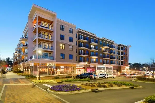 6460 N Hampton Drive, Sandy Springs, Georgia 30328, 4 Bedrooms Bedrooms, ,2 BathroomsBathrooms,Residential,Sold,6460 N Hampton Drive,6942751