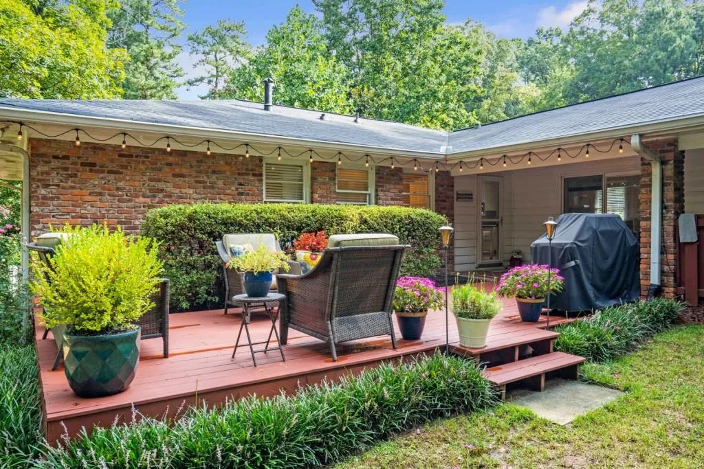 6460 N Hampton Drive, Sandy Springs, Georgia 30328, 4 Bedrooms Bedrooms, ,2 BathroomsBathrooms,Residential,Sold,6460 N Hampton Drive,6942751