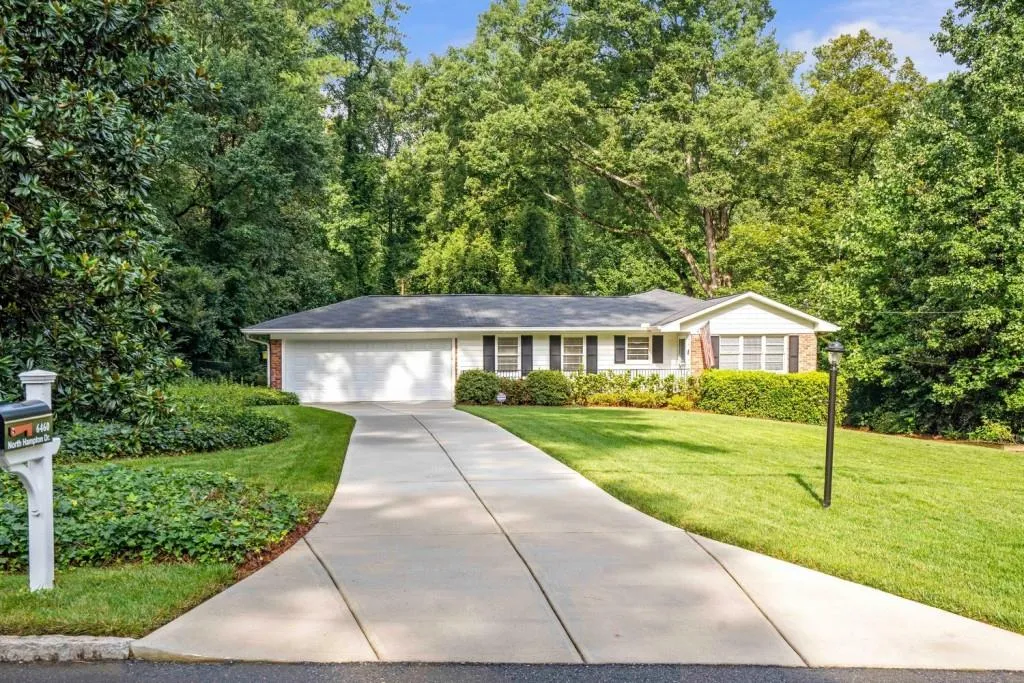 6460 N Hampton Drive, Sandy Springs, Georgia 30328, 4 Bedrooms Bedrooms, ,2 BathroomsBathrooms,Residential,Sold,6460 N Hampton Drive,6942751