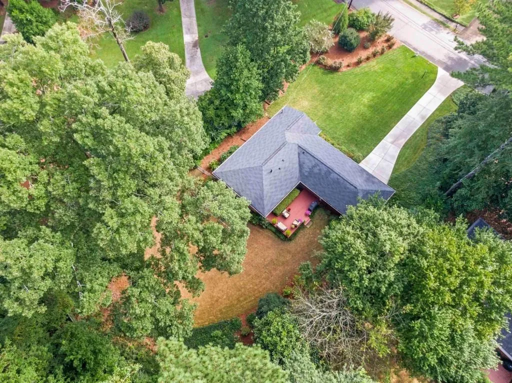 6460 N Hampton Drive, Sandy Springs, Georgia 30328, 4 Bedrooms Bedrooms, ,2 BathroomsBathrooms,Residential,Sold,6460 N Hampton Drive,6942751