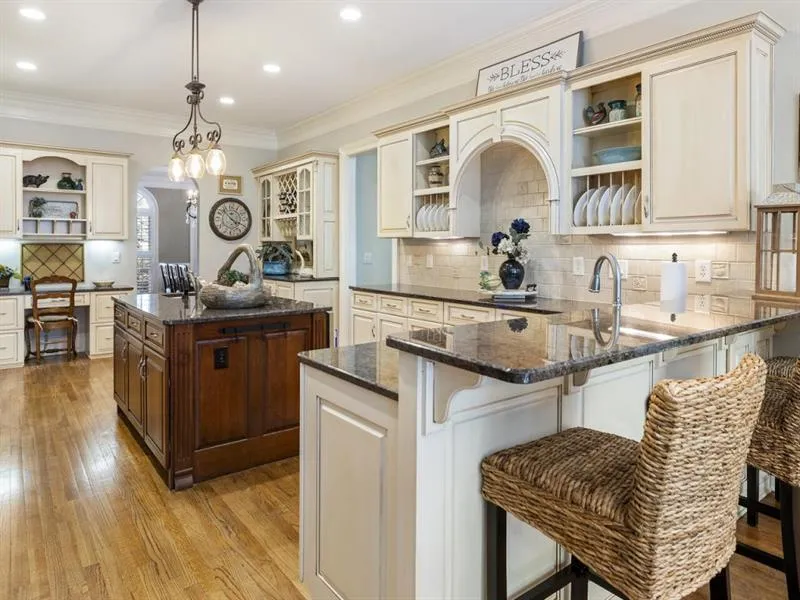 465 Verdi Lane, Sandy Springs, Georgia 30350, 6 Bedrooms Bedrooms, ,7 BathroomsBathrooms,Residential,Sold,465 Verdi Lane,7492545