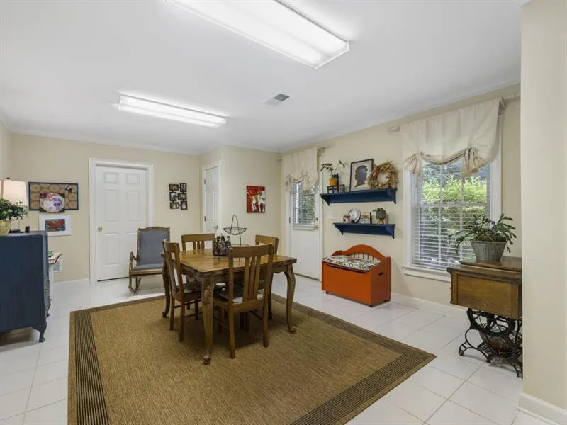 465 Verdi Lane, Sandy Springs, Georgia 30350, 6 Bedrooms Bedrooms, ,7 BathroomsBathrooms,Residential,Sold,465 Verdi Lane,7492545