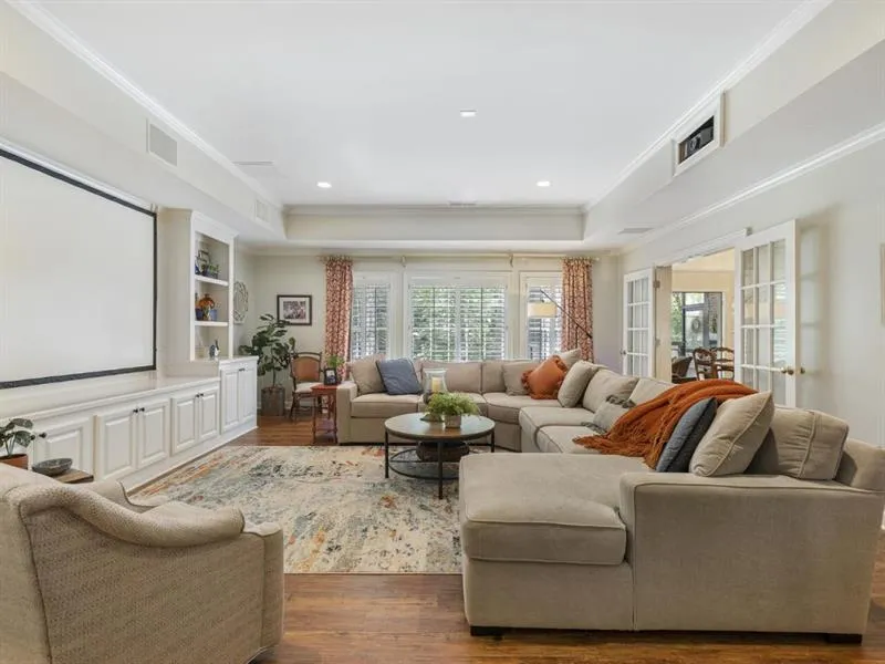 465 Verdi Lane, Sandy Springs, Georgia 30350, 6 Bedrooms Bedrooms, ,7 BathroomsBathrooms,Residential,Sold,465 Verdi Lane,7492545