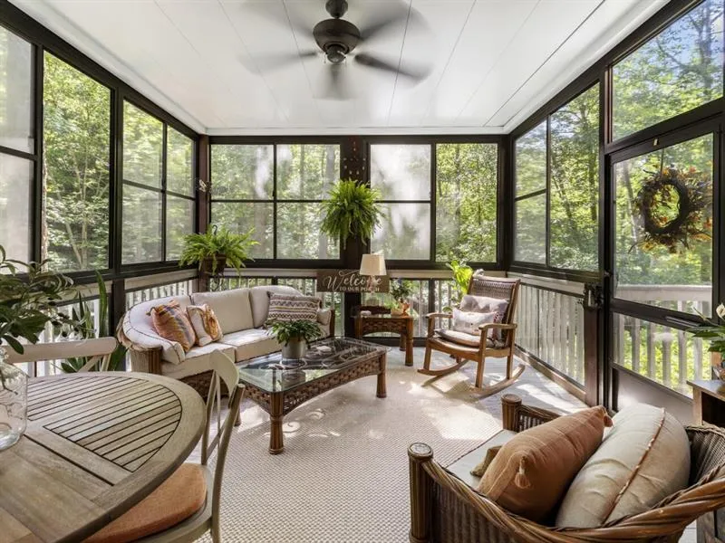 465 Verdi Lane, Sandy Springs, Georgia 30350, 6 Bedrooms Bedrooms, ,7 BathroomsBathrooms,Residential,Sold,465 Verdi Lane,7492545