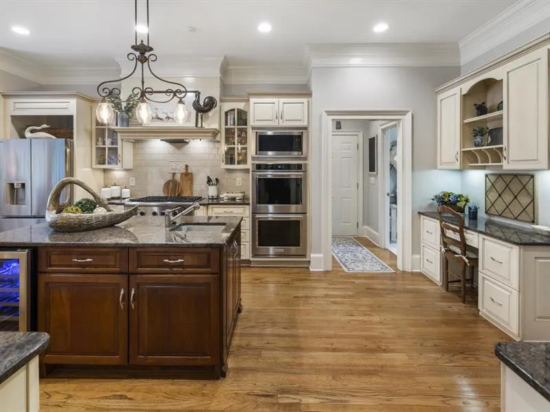 465 Verdi Lane, Sandy Springs, Georgia 30350, 6 Bedrooms Bedrooms, ,7 BathroomsBathrooms,Residential,Sold,465 Verdi Lane,7492545