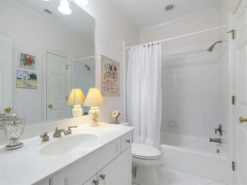 465 Verdi Lane, Sandy Springs, Georgia 30350, 6 Bedrooms Bedrooms, ,7 BathroomsBathrooms,Residential,Sold,465 Verdi Lane,7492545