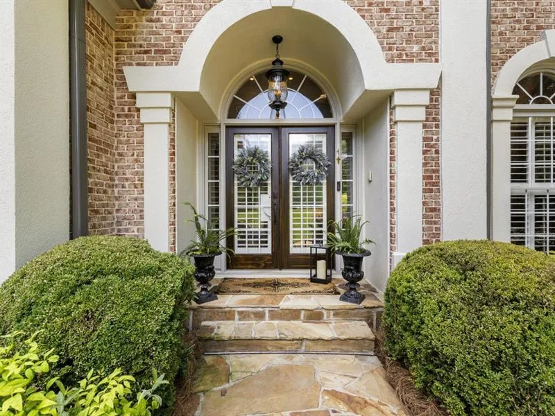 465 Verdi Lane, Sandy Springs, Georgia 30350, 6 Bedrooms Bedrooms, ,7 BathroomsBathrooms,Residential,Sold,465 Verdi Lane,7492545