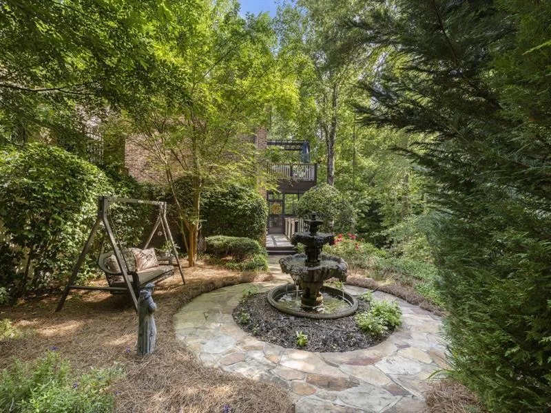 465 Verdi Lane, Sandy Springs, Georgia 30350, 6 Bedrooms Bedrooms, ,7 BathroomsBathrooms,Residential,Sold,465 Verdi Lane,7492545