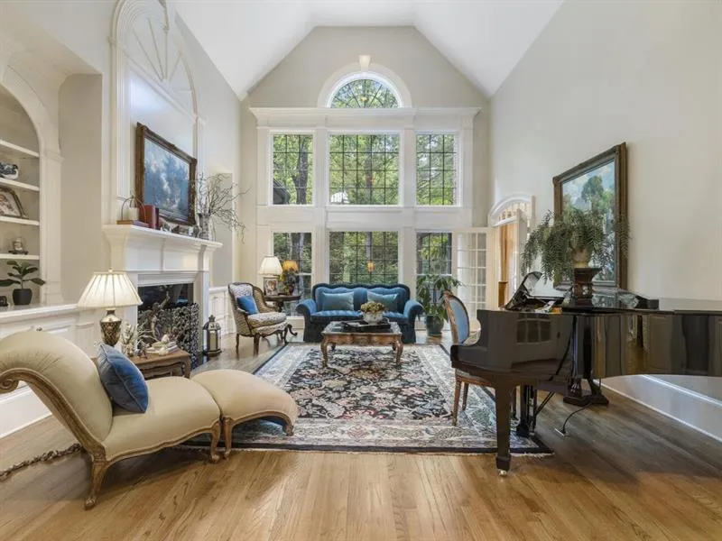 465 Verdi Lane, Sandy Springs, Georgia 30350, 6 Bedrooms Bedrooms, ,7 BathroomsBathrooms,Residential,Sold,465 Verdi Lane,7492545