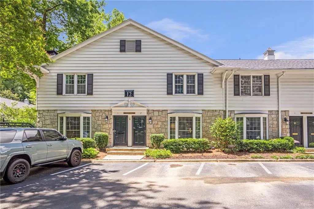 136 Peachtree Memorial Drive Nw Unit Ri2, Atlanta, Georgia 30309, 2 Bedrooms Bedrooms, ,1 BathroomBathrooms,Residential,For Sale,136 Peachtree Memorial Drive Nw Unit Ri2,7680504