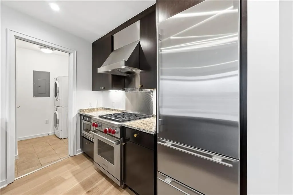 3325 Piedmont Road Ne Unit 2207, Atlanta, Georgia 30305, 2 Bedrooms Bedrooms, 0 ,2 BathroomsBathrooms,Residential,For Sale,3325 Piedmont Road Ne Unit 2207,7663892