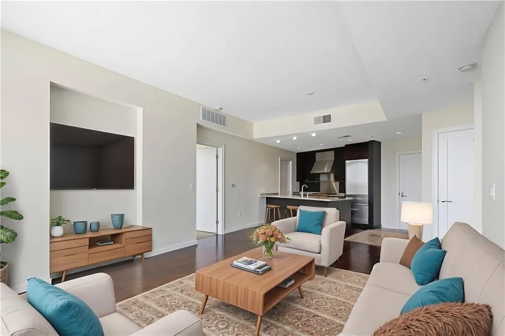 3325 Piedmont Road Ne Unit 2207, Atlanta, Georgia 30305, 2 Bedrooms Bedrooms, ,2 BathroomsBathrooms,Residential,For Sale,3325 Piedmont Road Ne Unit 2207,7663892