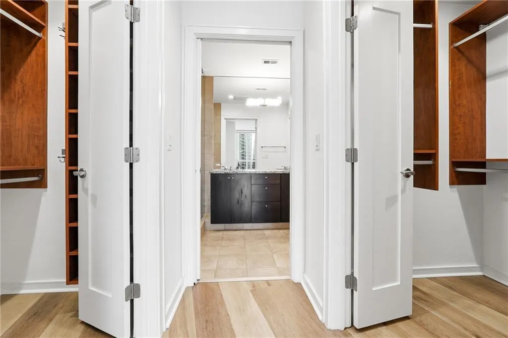 3325 Piedmont Road Ne Unit 2207, Atlanta, Georgia 30305, 2 Bedrooms Bedrooms, 0 ,2 BathroomsBathrooms,Residential,For Sale,3325 Piedmont Road Ne Unit 2207,7663892