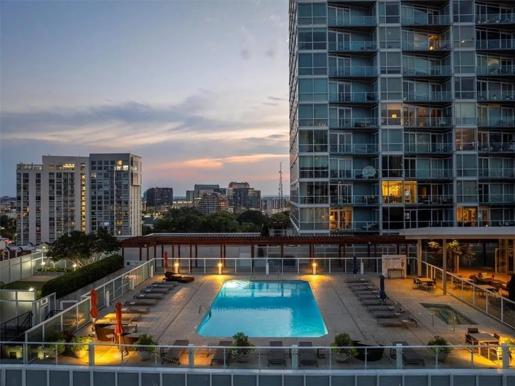 3325 Piedmont Road Ne Unit 2207, Atlanta, Georgia 30305, 2 Bedrooms Bedrooms, ,2 BathroomsBathrooms,Residential,For Sale,3325 Piedmont Road Ne Unit 2207,7663892