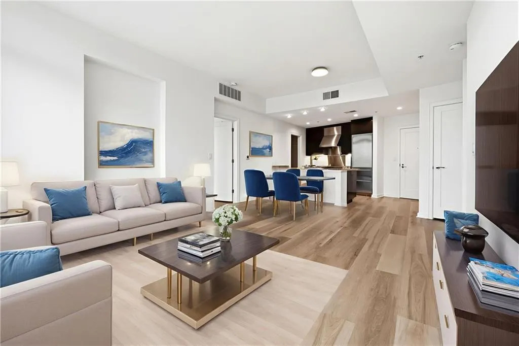 3325 Piedmont Road Ne Unit 2207, Atlanta, Georgia 30305, 2 Bedrooms Bedrooms, 0 ,2 BathroomsBathrooms,Residential,For Sale,3325 Piedmont Road Ne Unit 2207,7663892