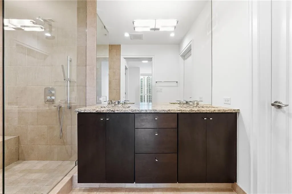3325 Piedmont Road Ne Unit 2207, Atlanta, Georgia 30305, 2 Bedrooms Bedrooms, 0 ,2 BathroomsBathrooms,Residential,For Sale,3325 Piedmont Road Ne Unit 2207,7663892