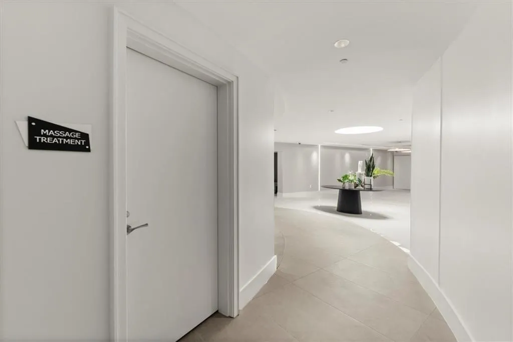 3325 Piedmont Road Ne Unit 2207, Atlanta, Georgia 30305, 2 Bedrooms Bedrooms, ,2 BathroomsBathrooms,Residential,For Sale,3325 Piedmont Road Ne Unit 2207,7663892