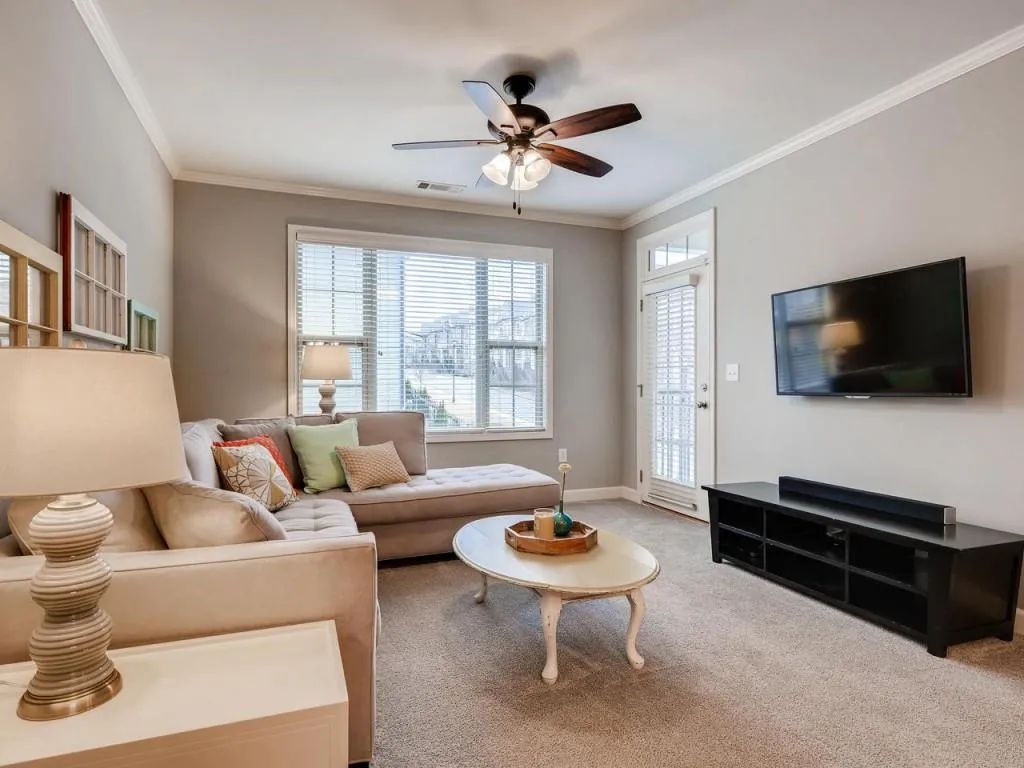 7265 Glisten Avenue Unit 120, Sandy Springs, Georgia 30328, 2 Bedrooms Bedrooms, ,2 BathroomsBathrooms,Residential,Sold,7265 Glisten Avenue Unit 120,6113679