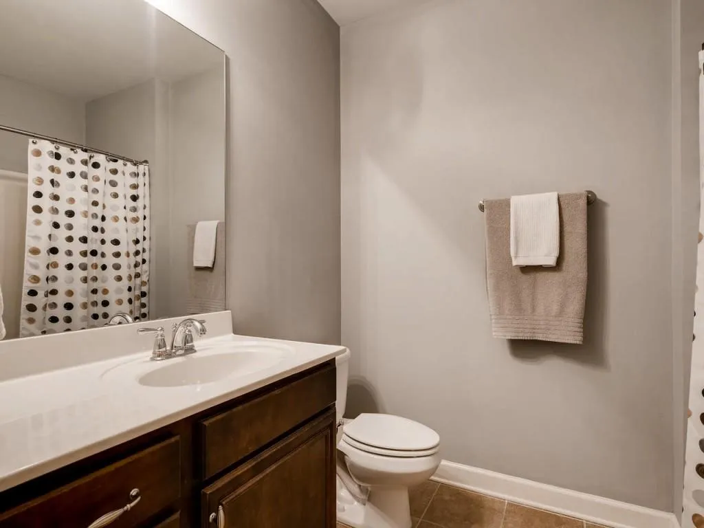7265 Glisten Avenue Unit 120, Sandy Springs, Georgia 30328, 2 Bedrooms Bedrooms, ,2 BathroomsBathrooms,Residential,Sold,7265 Glisten Avenue Unit 120,6113679