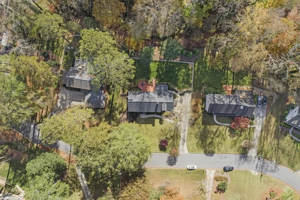 7150 Hunters Branch Drive, Sandy Springs, Georgia 30328, 4 Bedrooms Bedrooms, ,2 BathroomsBathrooms,Residential,Sold,7150 Hunters Branch Drive,7141509 7150 Hunters Branch Drive, Sandy Springs, Georgia 30328, 4 Bedrooms Bedrooms, ,2 BathroomsBathrooms,Residential,Sold,7150 Hunters Branch Drive,7141509