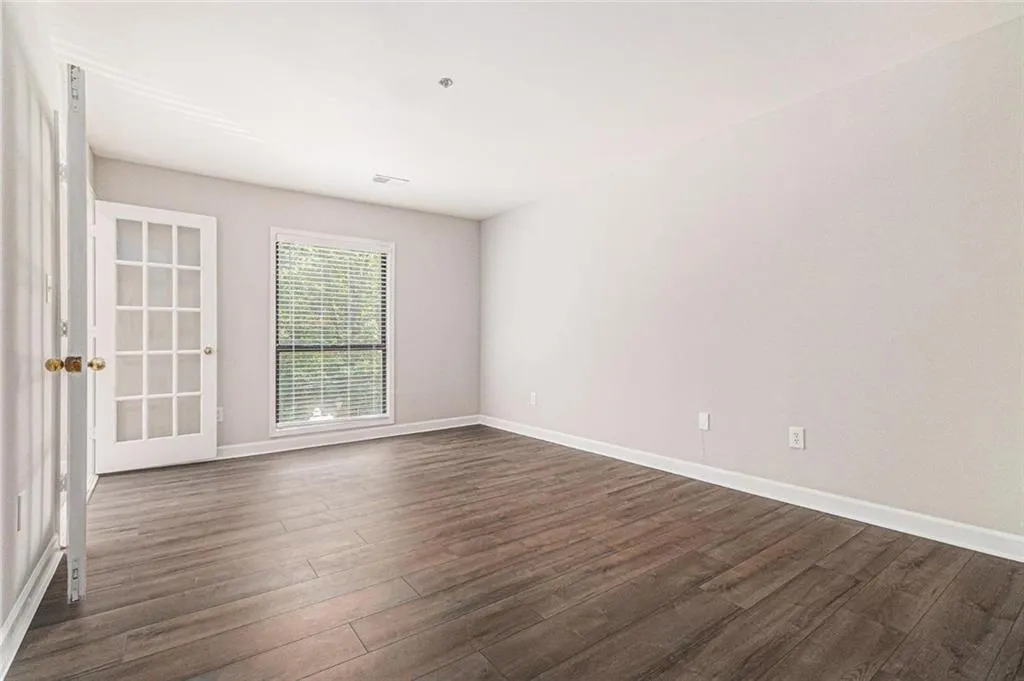3201 Lenox Road Ne Unit 23, Atlanta, Georgia 30324, 2 Bedrooms Bedrooms, ,2 BathroomsBathrooms,Residential,For Sale,3201 Lenox Road Ne Unit 23,7595182