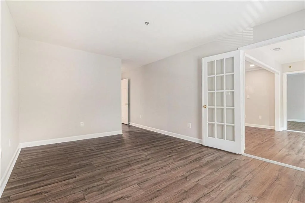 3201 Lenox Road Ne Unit 23, Atlanta, Georgia 30324, 2 Bedrooms Bedrooms, ,2 BathroomsBathrooms,Residential,For Sale,3201 Lenox Road Ne Unit 23,7595182
