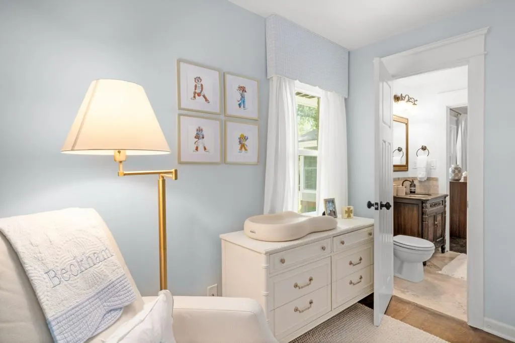 6825 Sunny Brook Lane, Atlanta, Georgia 30328, 3 Bedrooms Bedrooms, ,2 BathroomsBathrooms,Residential,For Sale,6825 Sunny Brook Lane,7670510