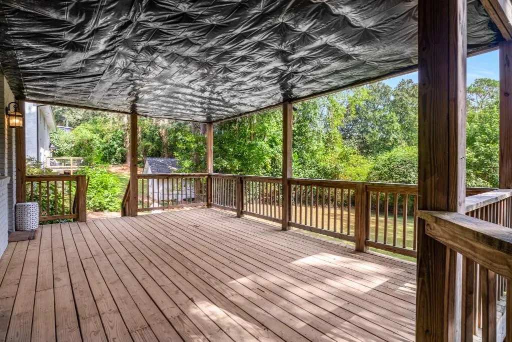6825 Sunny Brook Lane, Atlanta, Georgia 30328, 3 Bedrooms Bedrooms, ,2 BathroomsBathrooms,Residential,For Sale,6825 Sunny Brook Lane,7670510