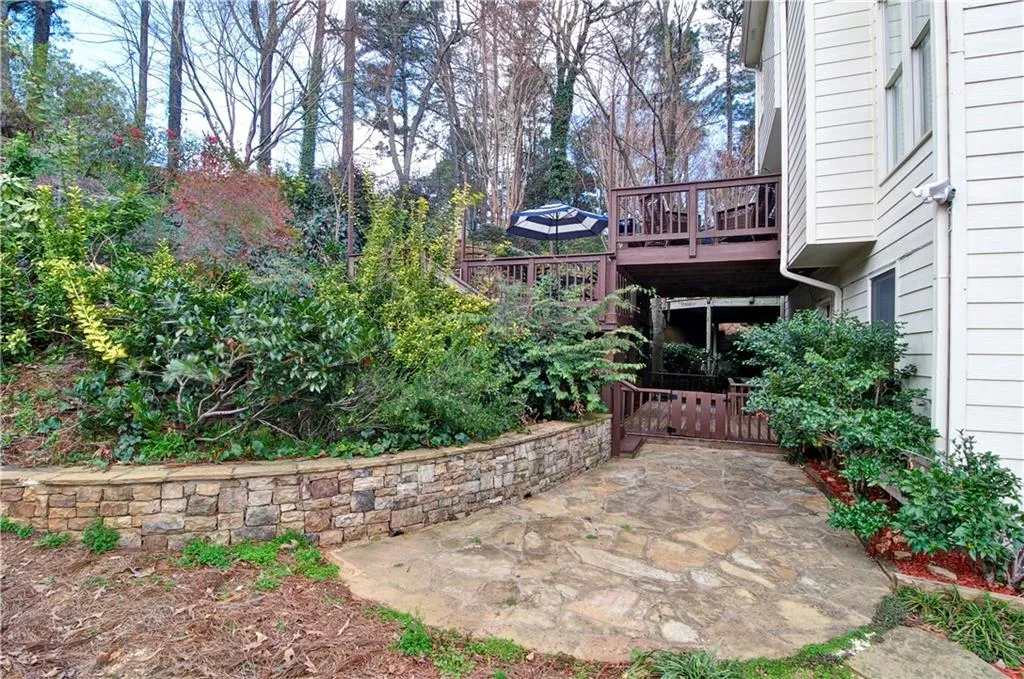 310 Francyne Court Ne, Sandy Springs, Georgia 30328, 3 Bedrooms Bedrooms, ,2 BathroomsBathrooms,Residential,Sold,310 Francyne Court Ne,5969520
