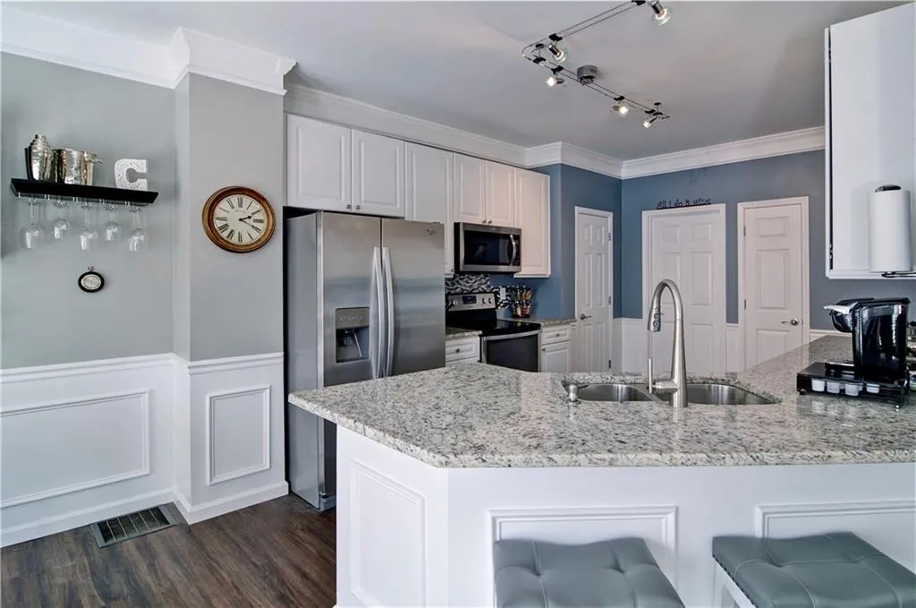 310 Francyne Court Ne, Sandy Springs, Georgia 30328, 3 Bedrooms Bedrooms, ,2 BathroomsBathrooms,Residential,Sold,310 Francyne Court Ne,5969520