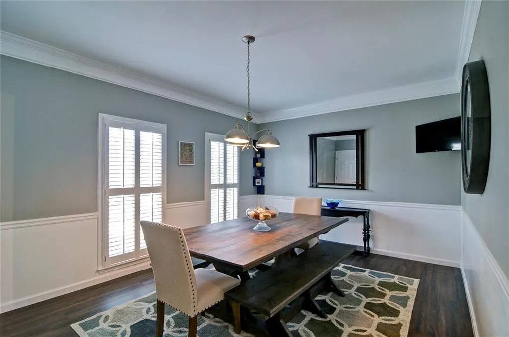 310 Francyne Court Ne, Sandy Springs, Georgia 30328, 3 Bedrooms Bedrooms, ,2 BathroomsBathrooms,Residential,Sold,310 Francyne Court Ne,5969520