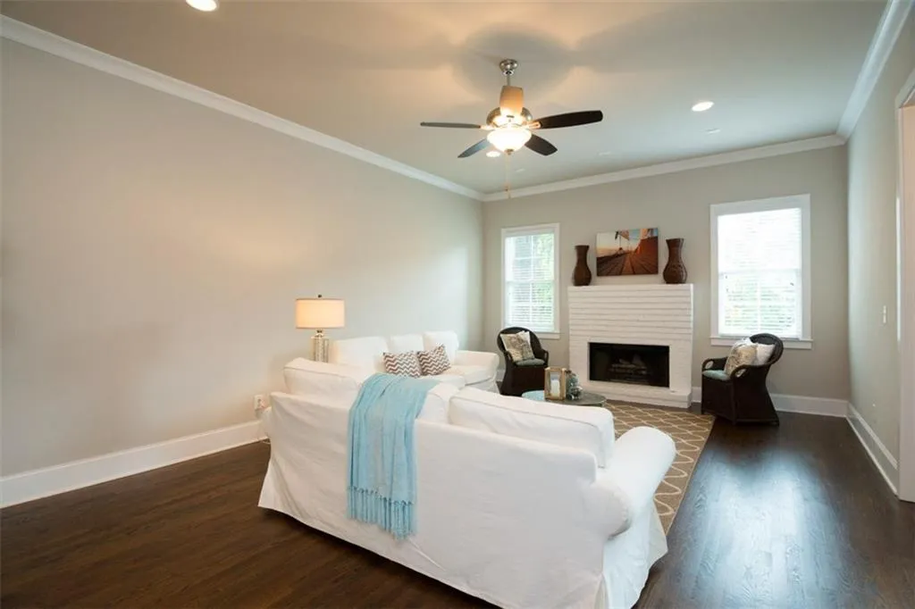 2636 Apple Valley Road Ne, Brookhaven, Georgia 30319, 5 Bedrooms Bedrooms, ,4 BathroomsBathrooms,Residential,Sold,2636 Apple Valley Road Ne,6019973