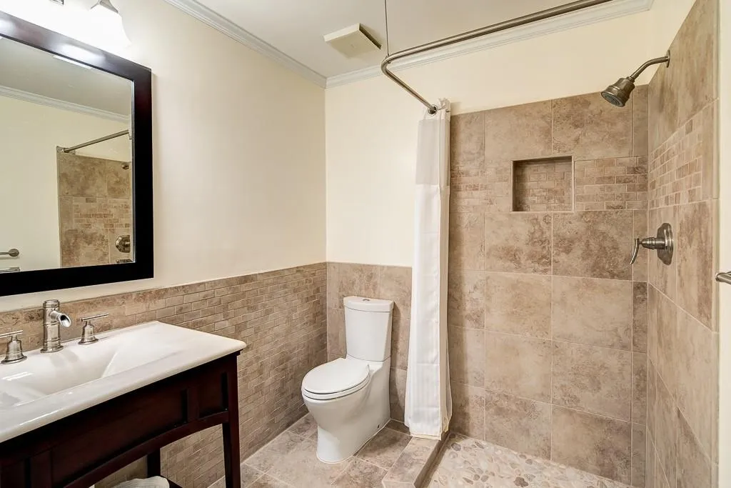 7170 Cherry Bluff Drive, Sandy Springs, Georgia 30350, 5 Bedrooms Bedrooms, ,4 BathroomsBathrooms,Residential,Sold,7170 Cherry Bluff Drive,5777286