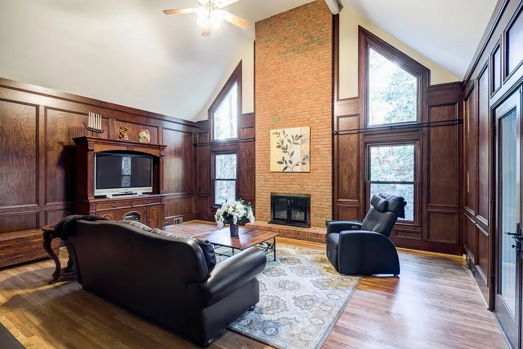 7170 Cherry Bluff Drive, Sandy Springs, Georgia 30350, 5 Bedrooms Bedrooms, ,4 BathroomsBathrooms,Residential,Sold,7170 Cherry Bluff Drive,5777286