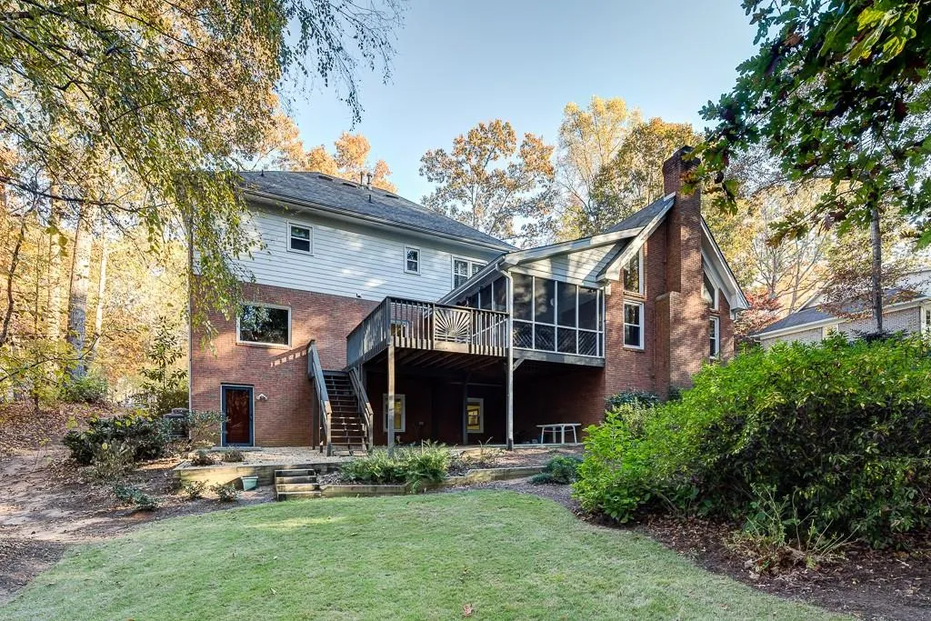 7170 Cherry Bluff Drive, Sandy Springs, Georgia 30350, 5 Bedrooms Bedrooms, ,4 BathroomsBathrooms,Residential,Sold,7170 Cherry Bluff Drive,5777286