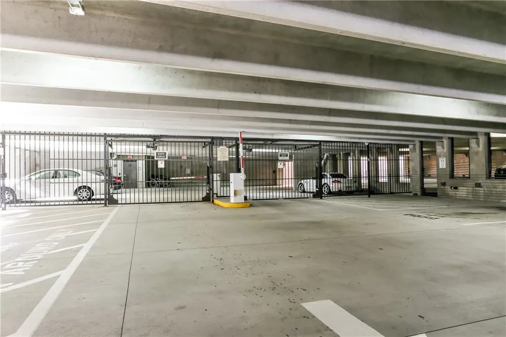 901 Abernathy Road Unit 4240, Atlanta, Georgia 30328, 3 Bedrooms Bedrooms, ,2 BathroomsBathrooms,Residential,Sold,901 Abernathy Road Unit 4240,6976462