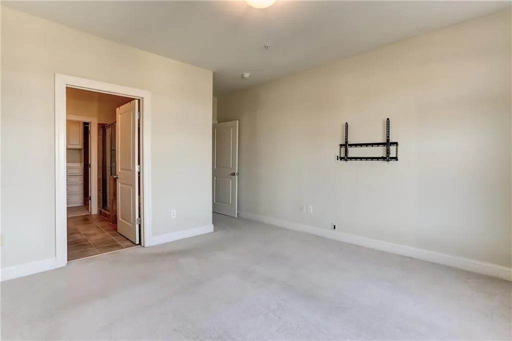 901 Abernathy Road Unit 4240, Atlanta, Georgia 30328, 3 Bedrooms Bedrooms, ,2 BathroomsBathrooms,Residential,Sold,901 Abernathy Road Unit 4240,6976462